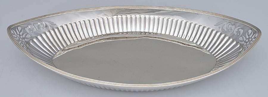 A8047 (Sterling, Hollowware) 12" Bread Tray by Gorham Silver-1