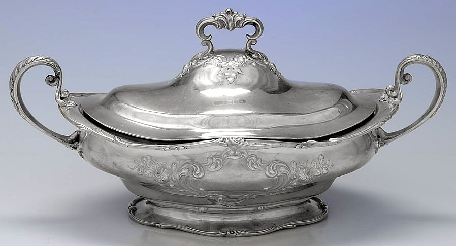 A910 (Sterling, Hollowware) Tureen & Lid by Gorham Silver-1