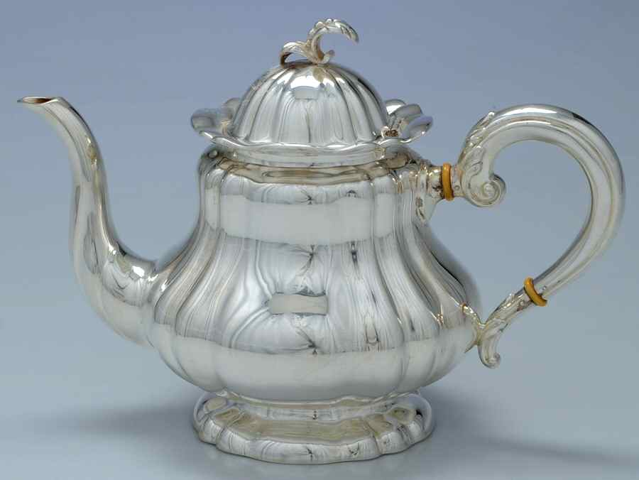 GKZ1 (Sterling, Hollowware) Teapot by Gottlieb Kurz-1
