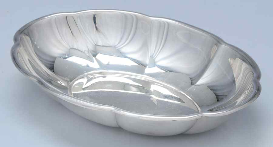 YC695 (Silverplate, Hollowware) 7" Oval Bowl by Gorham Silver-1