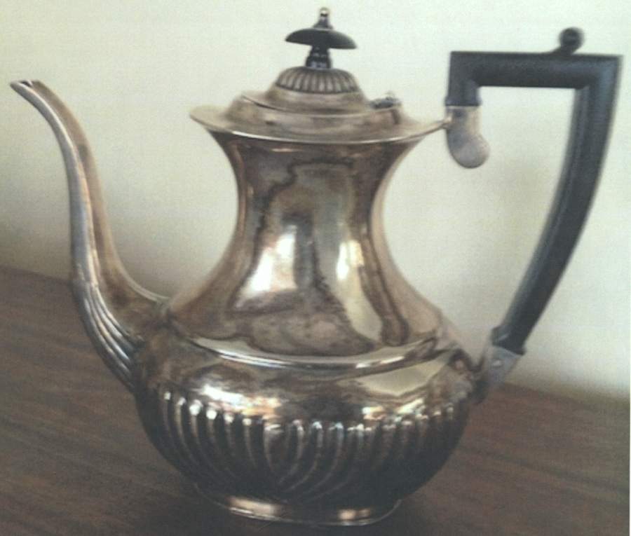 Crafton (Silverplate, Hollowware) Silverplate Coffee Pot by Gentry Silver-1