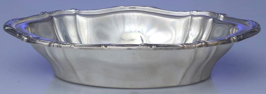 093 (Silverplate, Hollowware) 9" Oval Vegetable Bowl by Gorham Silver-1