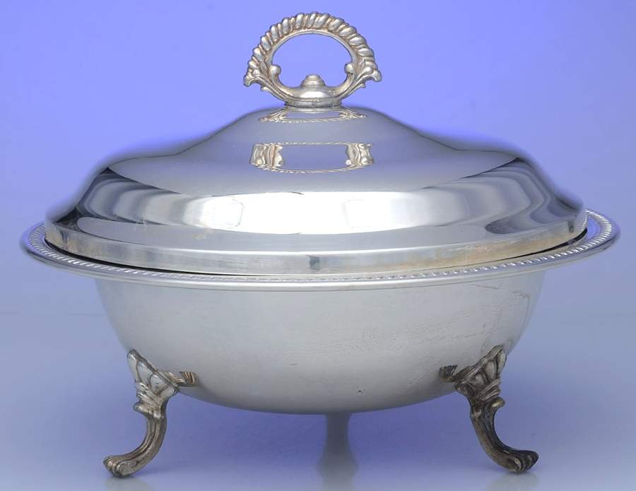 7744X (Silverplate, Hollowware) Plated Round Covered Vegetable with Liner by Guildcraft-1