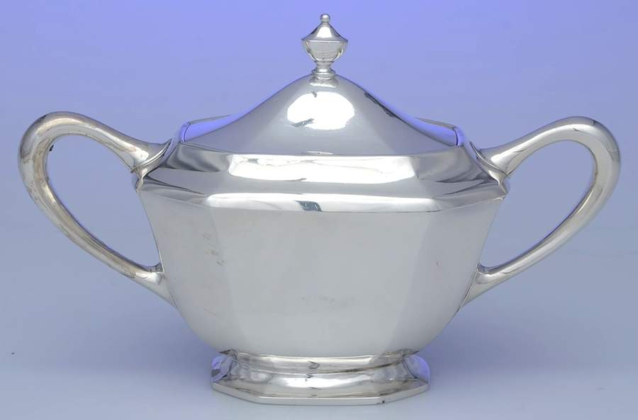 4874 (Sterling, Hollowware) Sugar Bowl & Lid by Graff Washbourn & Dunn-1