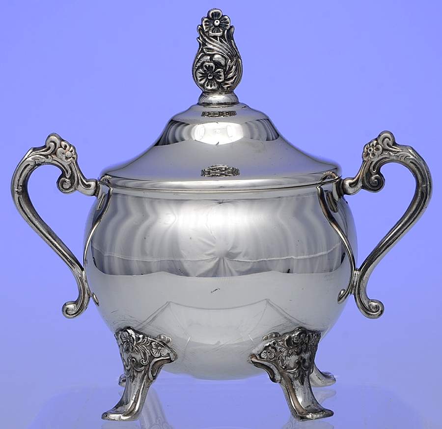 GS152 (Silverplate, Hollowware) Sugar Bowl & Lid by Gorham Silver-1