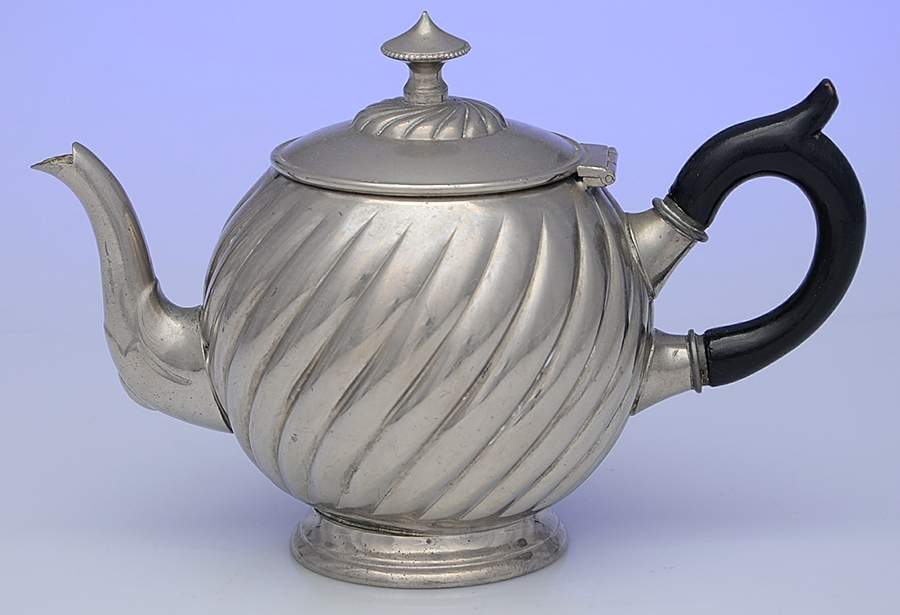 1635 (Silverplate, Hollowware) Teapot by Gerhardi & Co-1