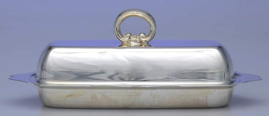 YB240 (Silverplate, Hollowware) 1/4 Pound Covered Butter by Gorham Silver-1