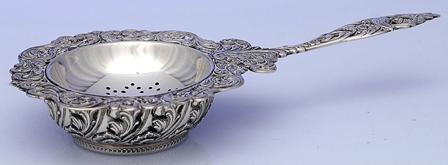 GFK12 (Silverplate) Tea Strainer Over Cup with Stand by Gerofabriek-1