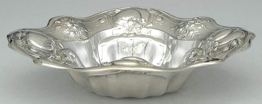 6035A (Sterling, Hollowware) 10" Round Vegetable Bowl by Gorham Silver-1