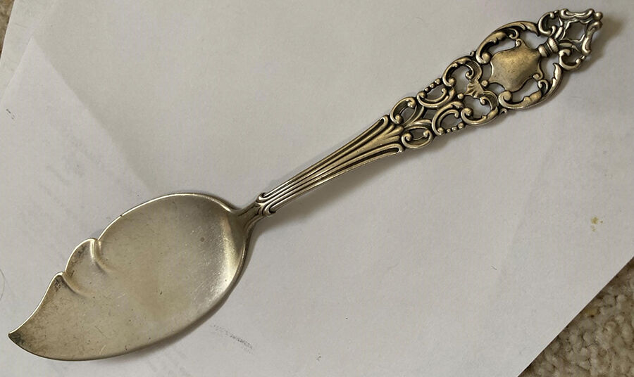 York (Sterling, 1898) Small Solid Fish Serving Knife by Howard Sterling -1