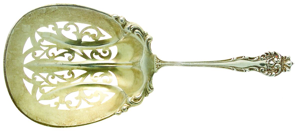Queen (Sterling, 1893) Pierced Saratoga Chips Server by Howard Sterling -1