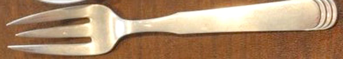 Ripple (Sterling) Solid Serving Fork by Hans Hansen (Denmark)-1