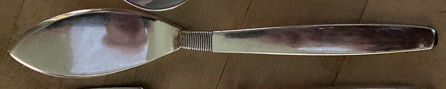 Silver Thread (Sterling) Solid Cheese Server by Hingelberg (Denmark)-1