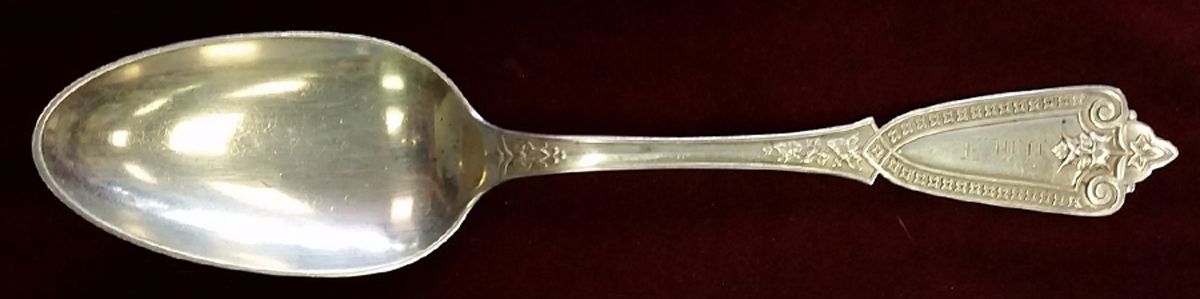 Ivy (Coin) Dessert/Oval Soup Spoon by Henry Hebbard-1