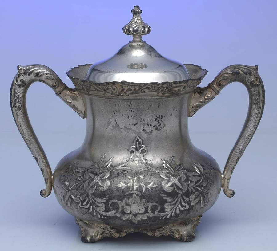 2061 (Silverplate, Hollwware) Sugar Bowl & Lid by Homan-1