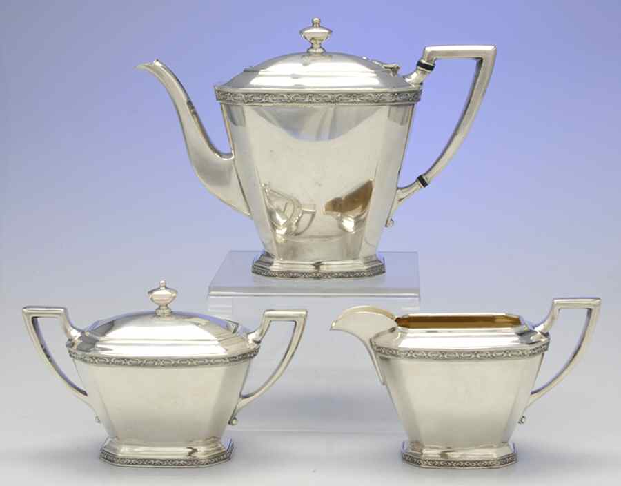 0664 (Silverplate, Hollowware) 3 Piece Tea Set (PTP, PCR, PSU) by Homan-1