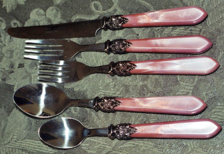 HSV116 (Stainless) Fork by Hampton Silversmiths-1