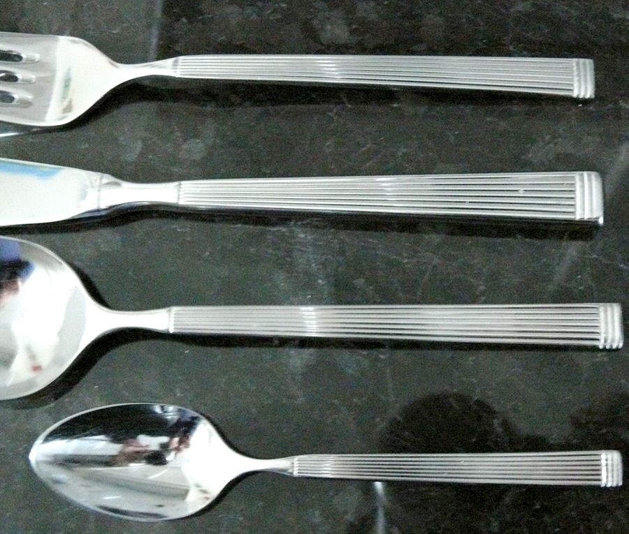 HEN42 (Stainless) Teaspoon by J A Henckels (Zwilling)-1