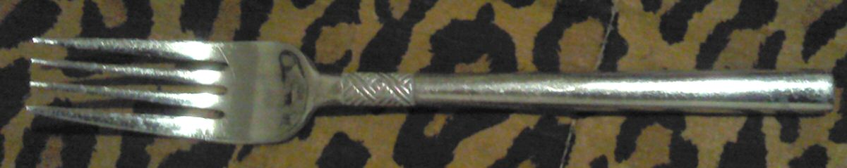 HSV175 (Stainless) Fork by Hampton Silversmiths-1