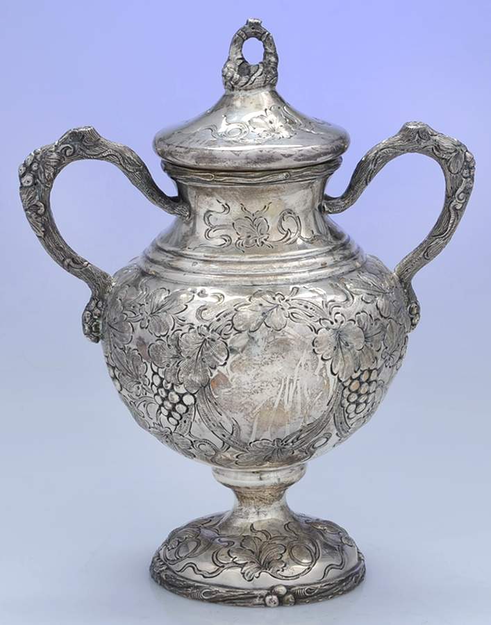 9500 (Sterling, Hollowware) Sugar Bowl & Lid by Schofield-1