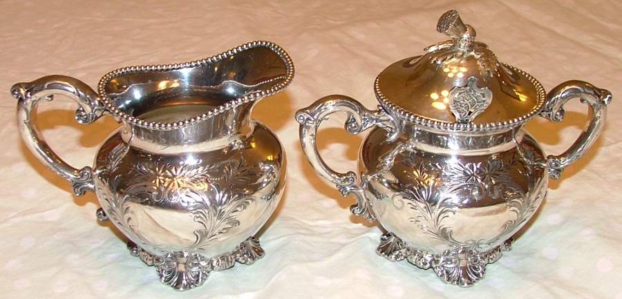 2182 (Silverplate, Hollowware) Creamer & Sugar with Lid Set by Homan-1