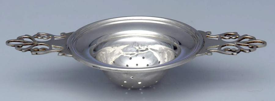 378 (Sterling, Hollowware) Solid Individual Overcup Tea Strainer by John Hasselbring-1