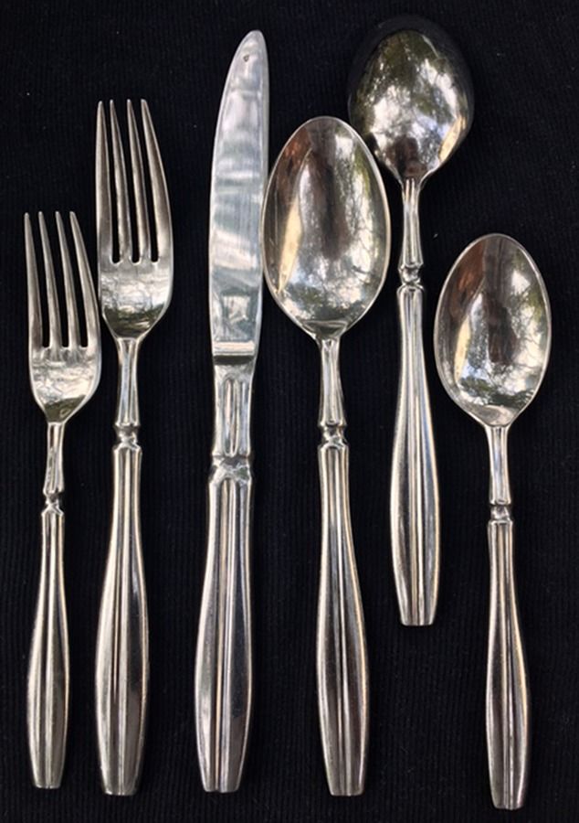 HSV230 (Stainless) Place/Oval Soup Spoon by Hampton Silversmiths-1