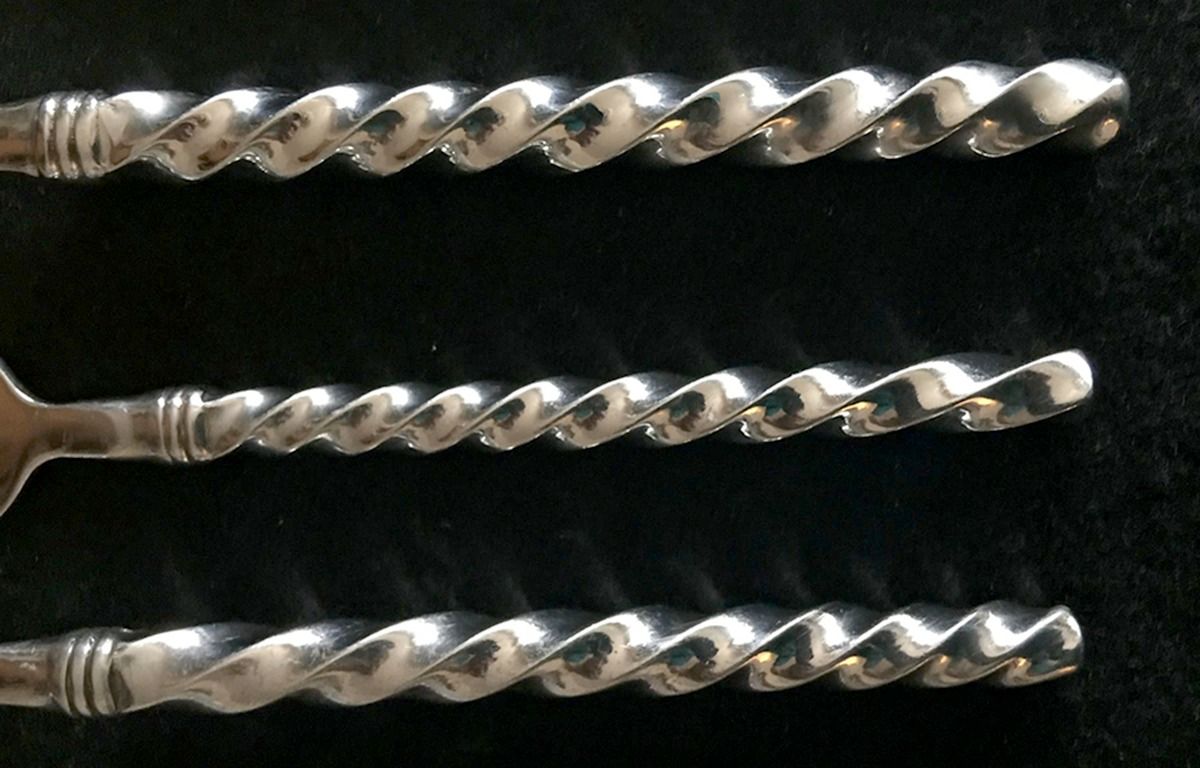 Brade (Stainless, Glossy) Fork by Hampton Silversmiths-1