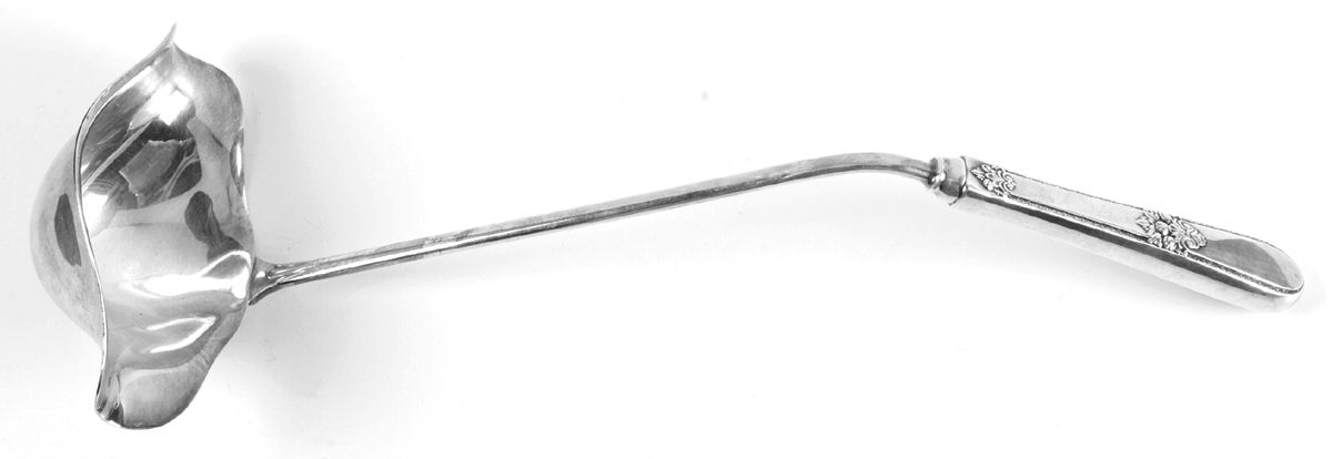 Adoration (Silverplate, No Monograms) Punch Ladle with Silverplate Bowl by International Silver-1