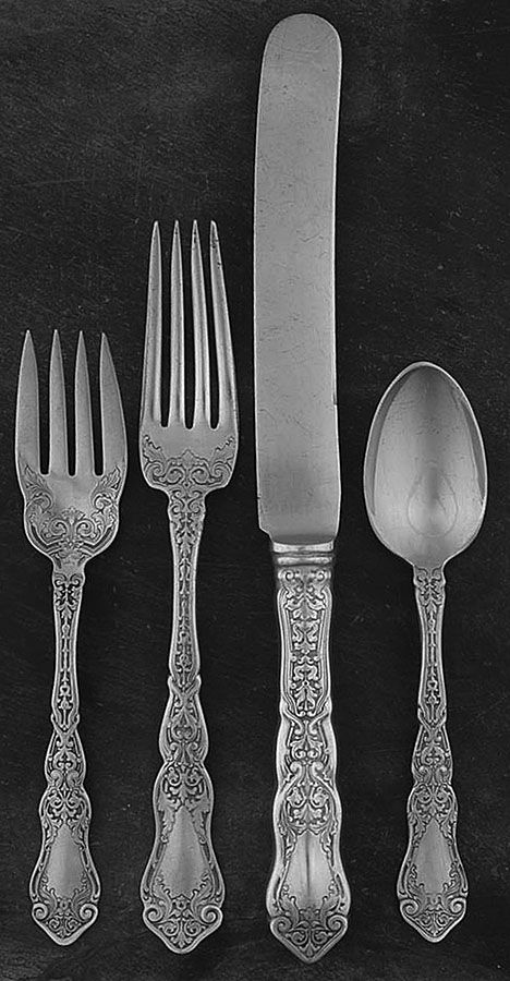Alhambra (Silverplate, 1907) 4 Piece Place Setting by International Silver-1