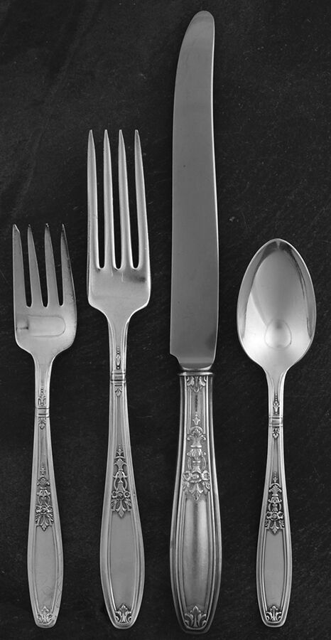 Ambassador (Silverplate, 1919) 32 Piece Estate Set by International Silver-1