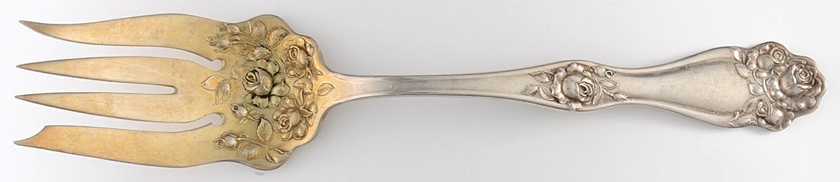 American Beauty Rose (Silverplate, 1909, s) Medium Solid Cold Meat Serving Fork by International Silver-1