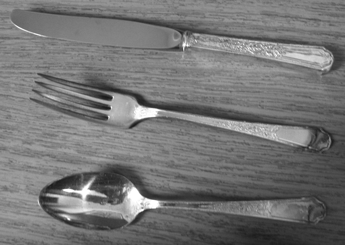 Ancestral (Silverplate, 1924) 3 Piece Youth Set (Knife, Fork & Spoon) by International Silver-1