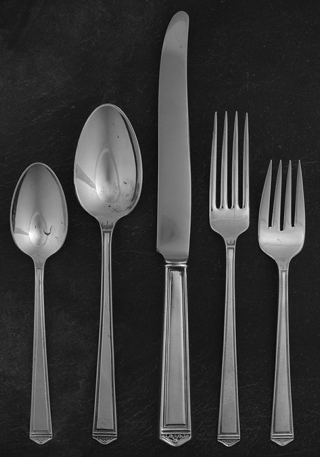 Anniversary (Silverplate, 1923) 5 Piece Place Setting by International Silver-1