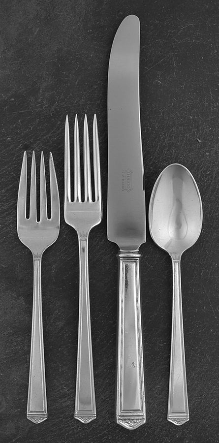 Anniversary (Silverplate, 1923) 4 Piece Place Setting by International Silver-1