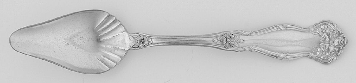 Arbutus (Silverplate, 1908, No Monograms) Individual Pap/Fruit Spoon by International Silver-1