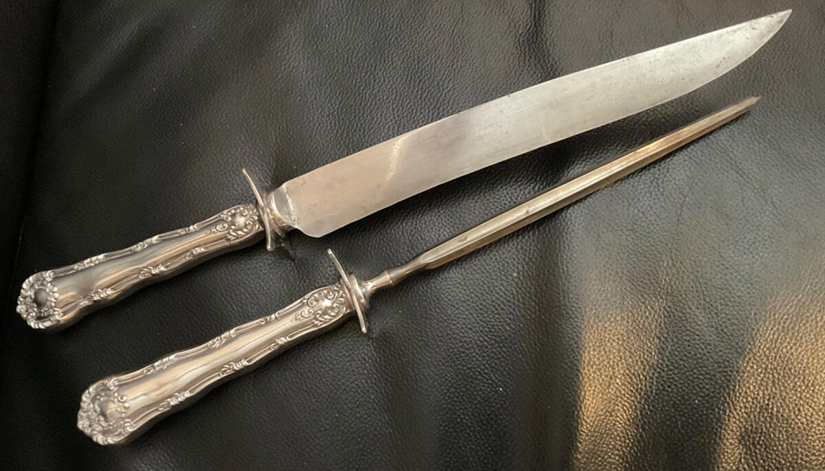 Argyle (Silverplate, 1913) Large Stainless Blade Roast Carving Knife by International Silver-1