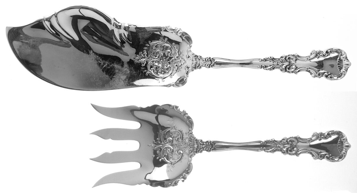 Avalon (Sterling, 1900) 2 Piece Large Solid Fish Serving Set by International Silver-1