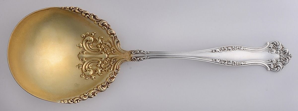 Avon (Silverplate, 1901) Solid Smooth Berry/Casserole Spoon by International Silver-1