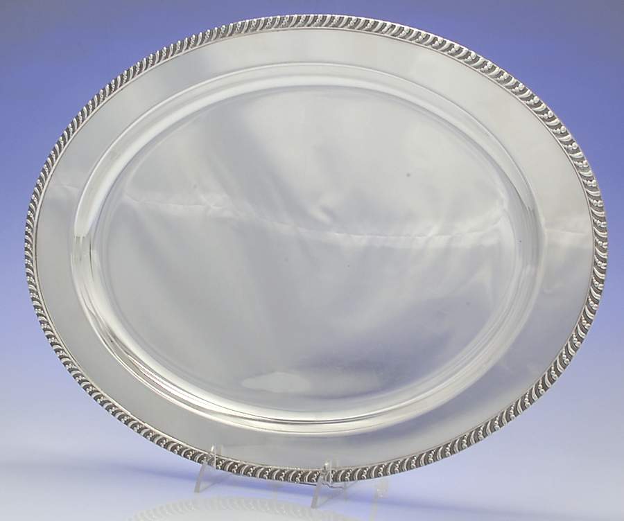 Avon (Silverplate, Hollowware) 18" Oval Serving Platter by International Silver-1