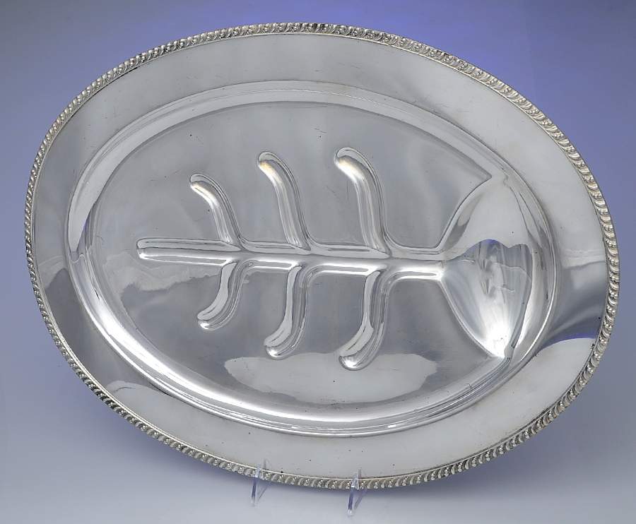 Avon (Silverplate, Hollowware) Large Plated Footed Meat Platter with Well by International Silver-1