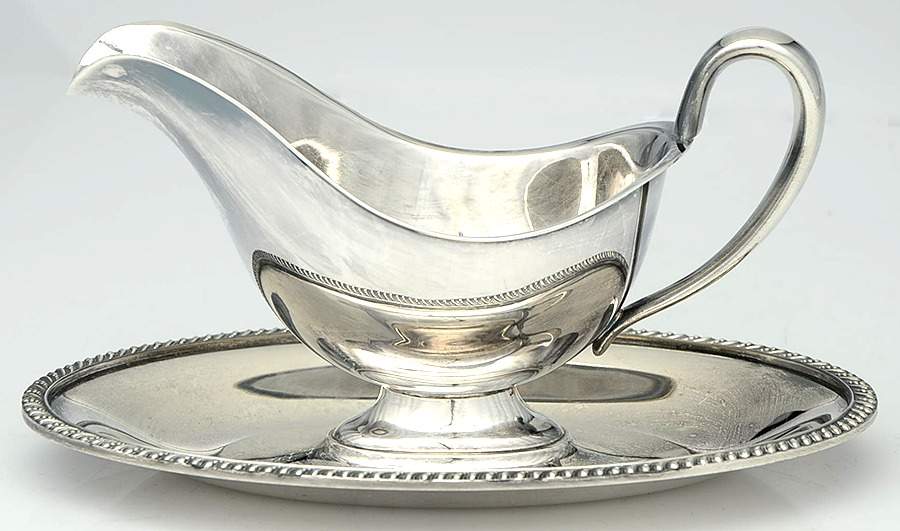 Avon (Silverplate, Hollowware) Plated Gravy Boat with Attached Underplate by International Silver-1