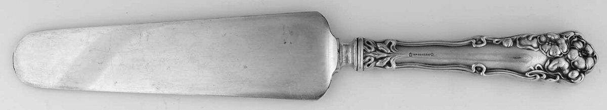 Berwick (Silverplate, 1904) Pie Server with Silverplate Blade by International Silver-1