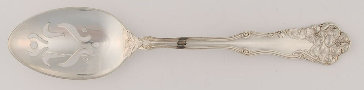 Berwick (Silverplate, 1904) Pierced Tablespoon (Serving Spoon) by International Silver-1