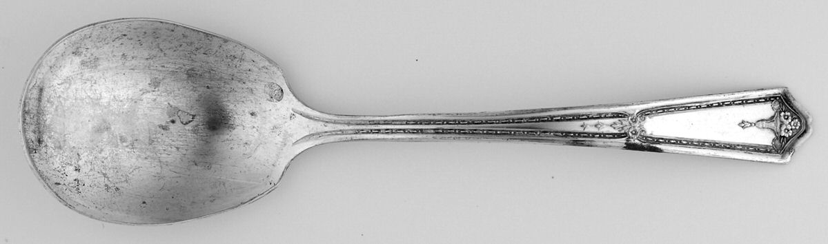Bouquet-Vendome (Silverplate, 1924) Sugar Spoon by International Silver-1