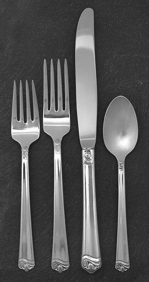 Bright Future (Silverplate, 1954) 4 Piece Place Setting by International Silver-1