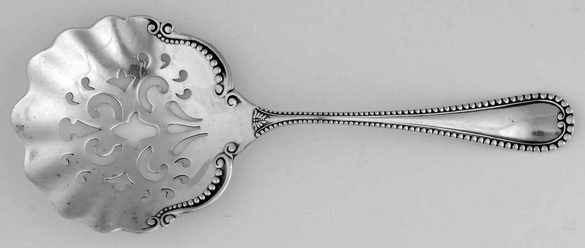 Cambridge (Sterling, 1899) Solid Bon Bon Spoon with Pierced Bowl by International Silver-1