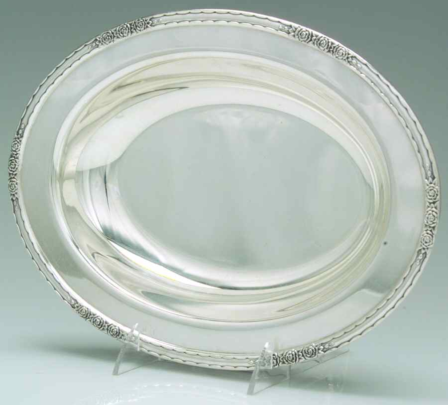 Camille (Silverplate, Hollowware) Silverplate Oval Vegetable Bowl by International Silver-1