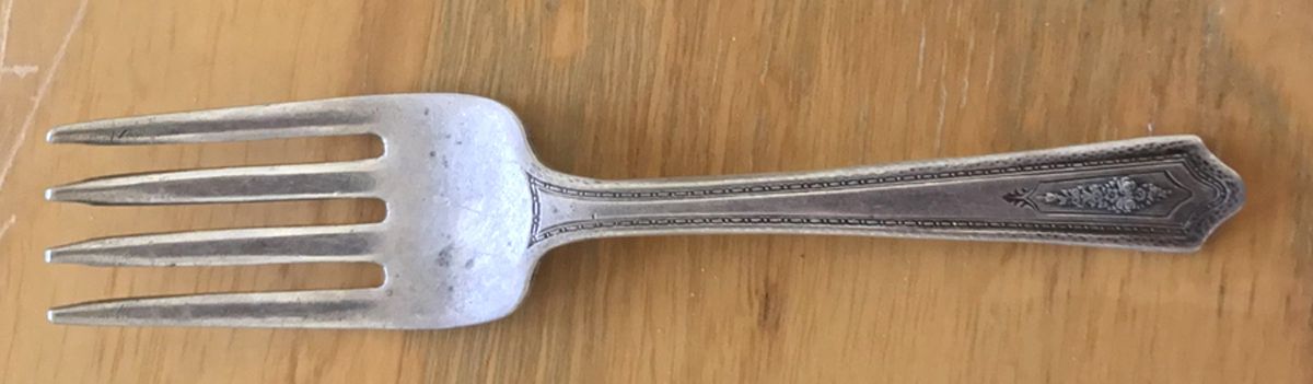 Carmen (Silverplate, 1927) Baby Fork by International Silver-1