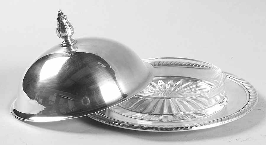 Castleton (Silverplate, Hollowware) Plated Covered Round Butter by International Silver-1